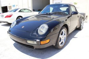 1995_Porsche_911_Carrera-12-scaled